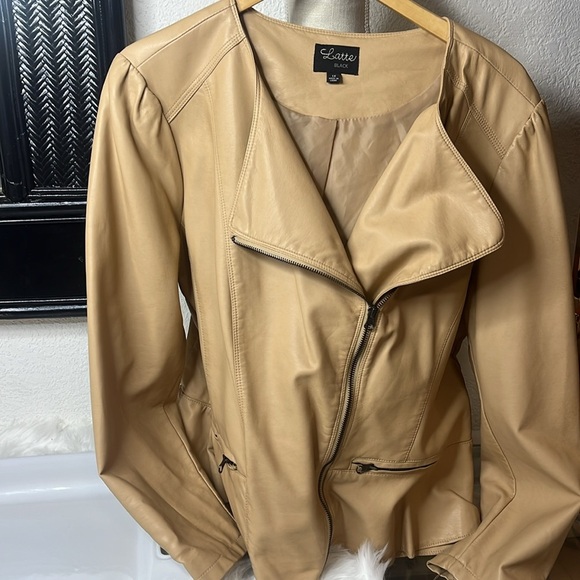 VEGAN LEATHER RUFFLED PEPLUM CAMEL COLORED MOTO STYLE JACKET - Picture 12 of 12